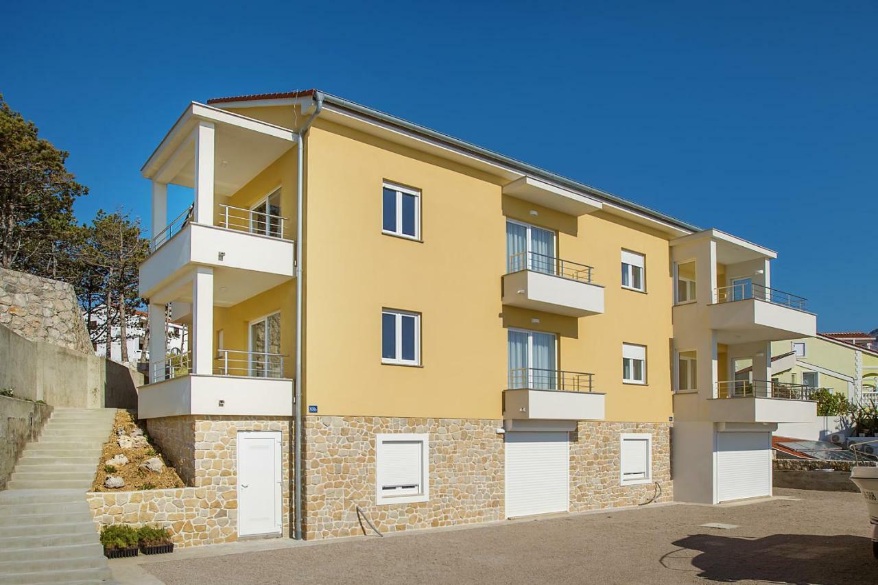Apartments Capic Marin Baška Eksteriør bilde