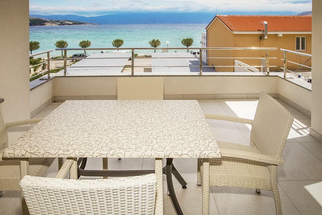 Apartments Capic Marin Baška Eksteriør bilde